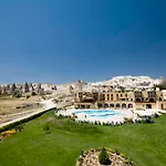 Tourist & Cappadocia אתר נופש גורמה